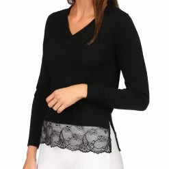 New ๐ MICHAEL Michael Kors ๐ฉ Womens Lace Hem V-Neck Blouse ๐